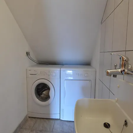In With Forest, Cleaning Included * Burg Reuland
